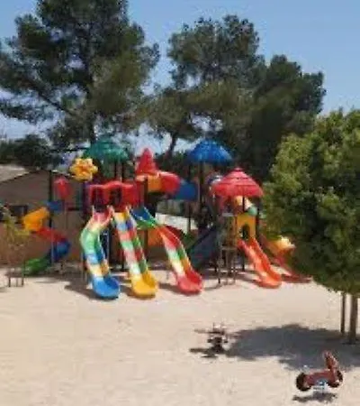 Mobilhome Neuf A Domaine L'ile D'or A Raphael * Saint-Raphael (Var)