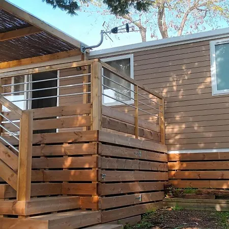 Kemping Mobil-home Recent De 2025 A Domaine L'ile D'or A Raphael Saint-Raphaël