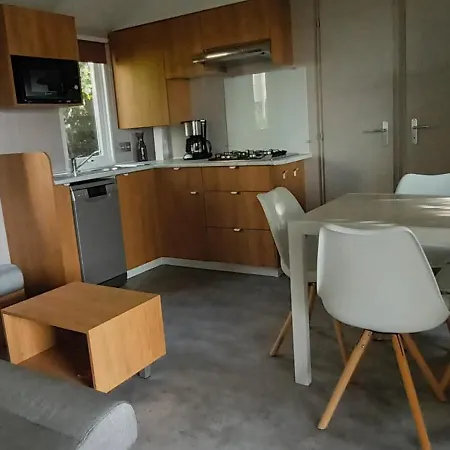 Campsite Mobilhome Neuf A Domaine L'ile D'or A Raphael *