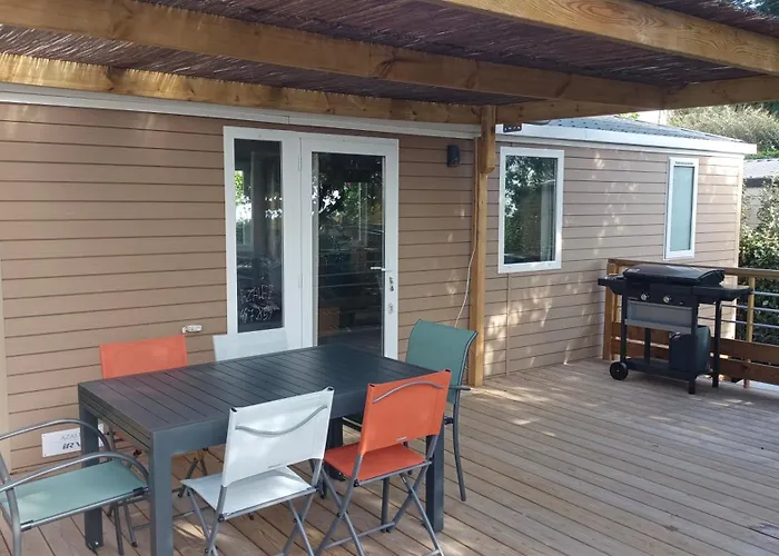 Camping Mobil-home Récent De 2025 à Domaine L'ile D'or à Raphaël